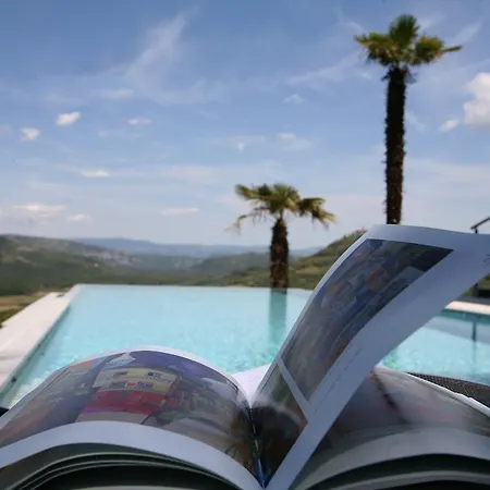 Le Grand Cru Villa