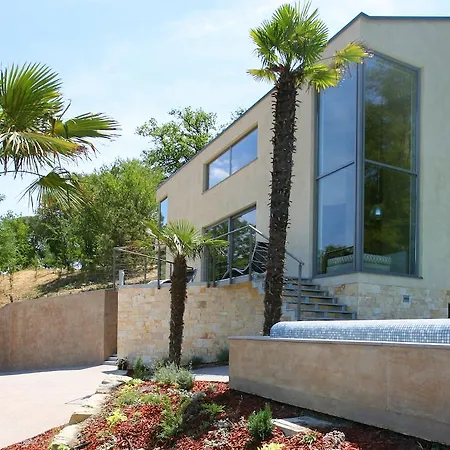 Villa Le Grand Cru *